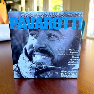 Legendary Performances of Pavarotti- 15 cd set containing 7 complete operas.